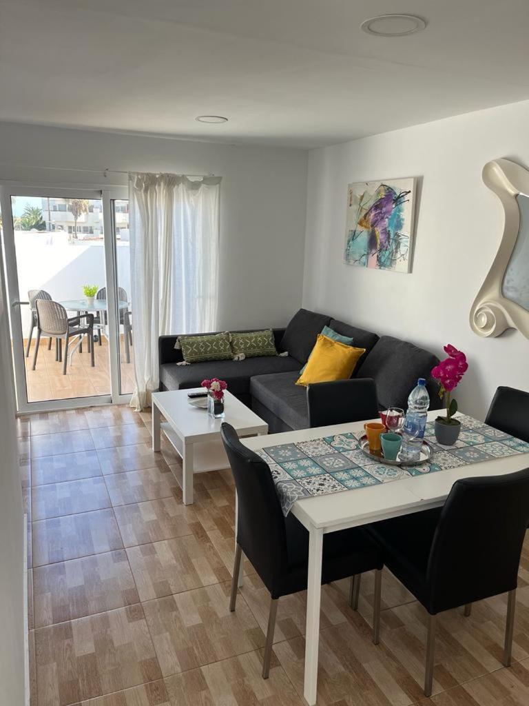Marae 1 Apartment Corralejo Bagian luar foto